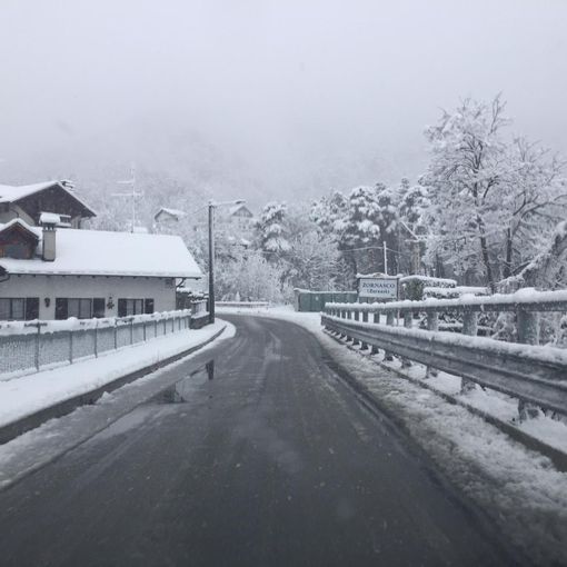 Risveglio invernale sulle valli del Vco, stanotte è tornata la neve FOTO