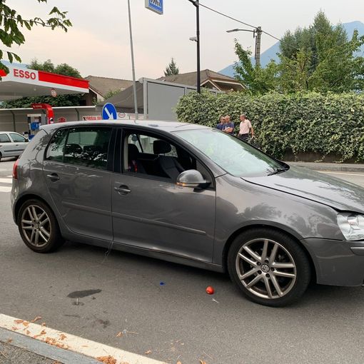 Anziano investito da un'auto sulla tangenziale dalla Chiesa