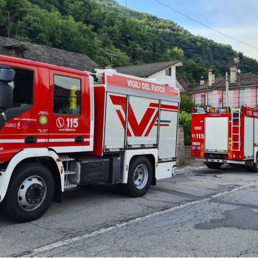 Scoppia un incendio, anziana salvata dai vicini di casa