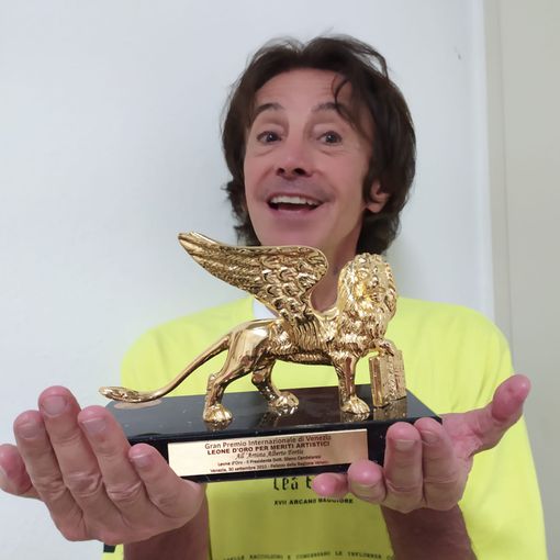 Festa domese al teatro della Cappuccina per Alberto Fortis. FOTO e VIDEO