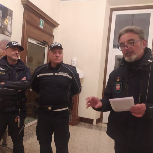 La Polizia locale domese sperimenterà i taser per 6 mesi