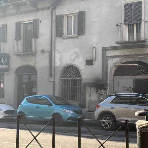 Fiamme da un contatore in via Cadorna FOTO E VIDEO