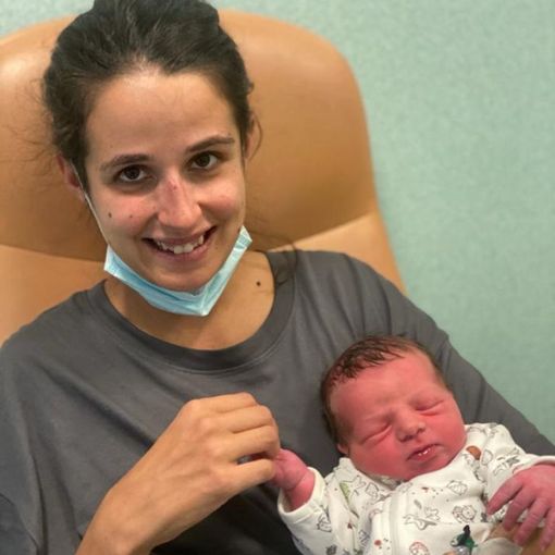 Tre figli nati subito dopo le varie riaperture del punto nascite, la storia di una mamma vigezzina