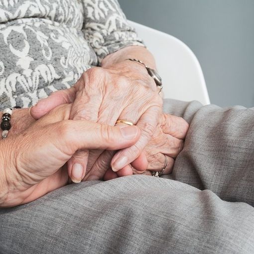 Le Rsa piemontesi &quot;pronte ad assumere il personale non riconfermato dalla Regione&quot;