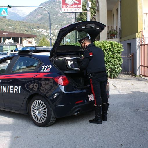 Alla guida completamente ubriaco, via patente e auto ad un 34enne di Villa