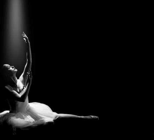 La danza in bianconero proposta da Massimo Antonelli