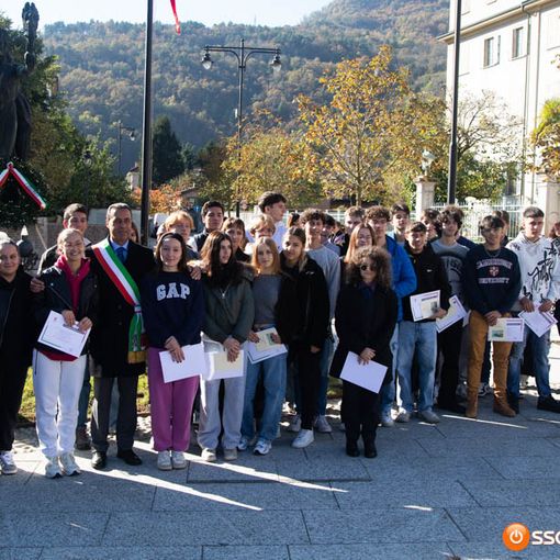 A Domodossola il benvenuto civico ai neo maggiorenni FOTO