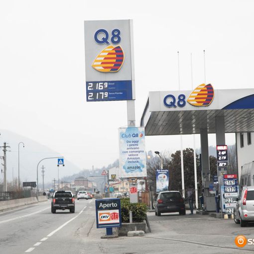 Gagliasso e Preioni (Lega): &quot;Il governo tagli il prezzo dei carburanti con l'extragettito dell'erario&quot;
