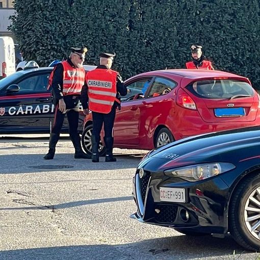 Alla guida ubriaco provoca un incidente a Bognanco, denunciato 53enne ossolano