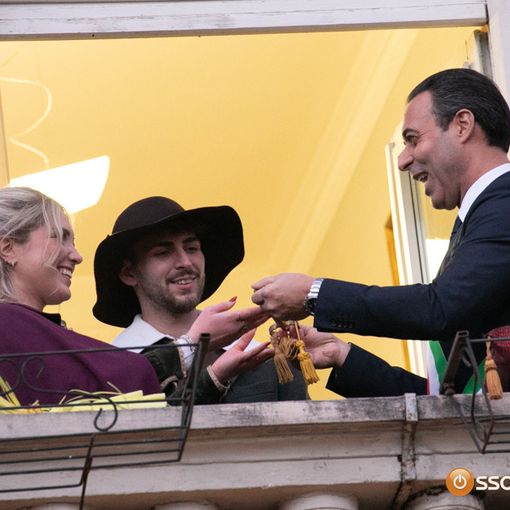 Al via il carnevale 2024, consegnate le chiavi della città a Togn e Cia FOTO E VIDEO