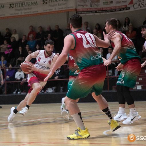 La Cestistica conquista Oleggio e celebra un'altra vittoria
