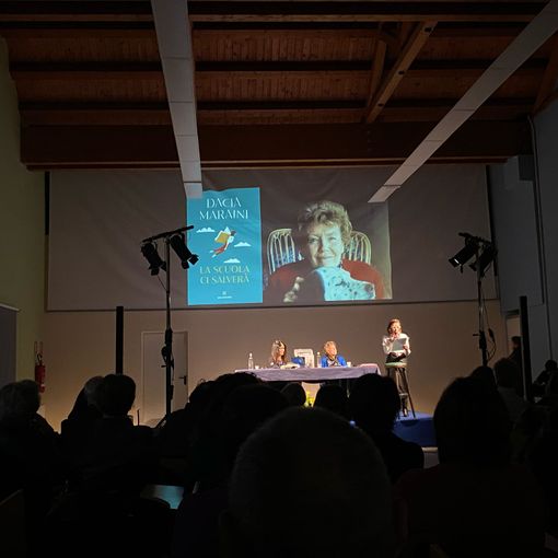 Un’infanzia da prigioniera: il racconto di Dacia Maraini a La Fabbrica