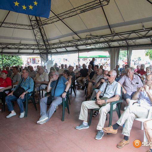 Foto archivio area dibattiti alla Lucciola