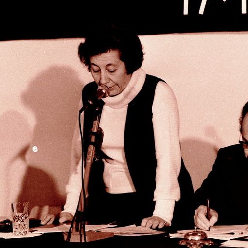 Grande partecipazione per l'ultimo saluto a Franca Olmi