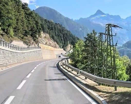 Strada del Sempione, lavori nella zona di Ganter