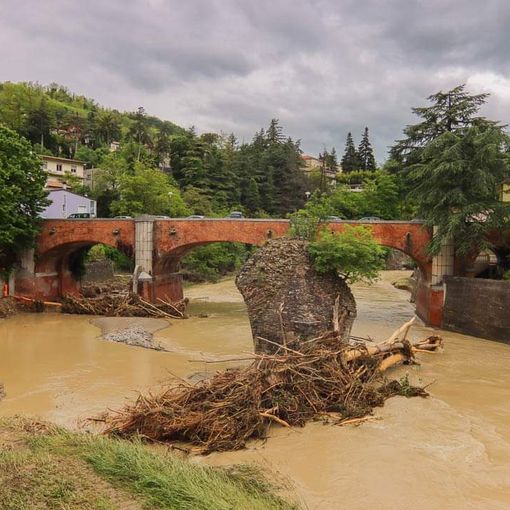Nella foto: il corso d'acqua che attraversa Mercato Saraceno (foto tratta del sito del Comune)