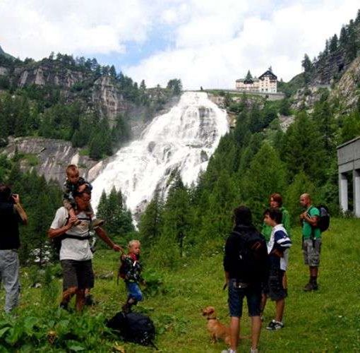 Cascata del Toce, la spettacolare apertura dal 9 al 20 agosto