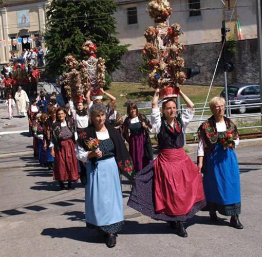A Trontano la tradizionale processione delle Cavagnette
