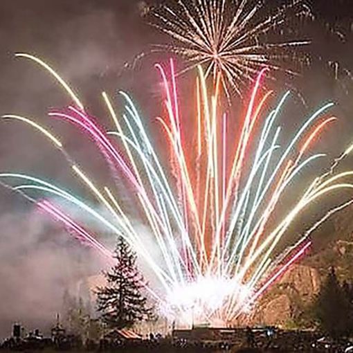 La Valle Vigezzo non rinuncia ai tradizionali fuochi, appuntamento questa sera alla Piana con Vette d'Artificio