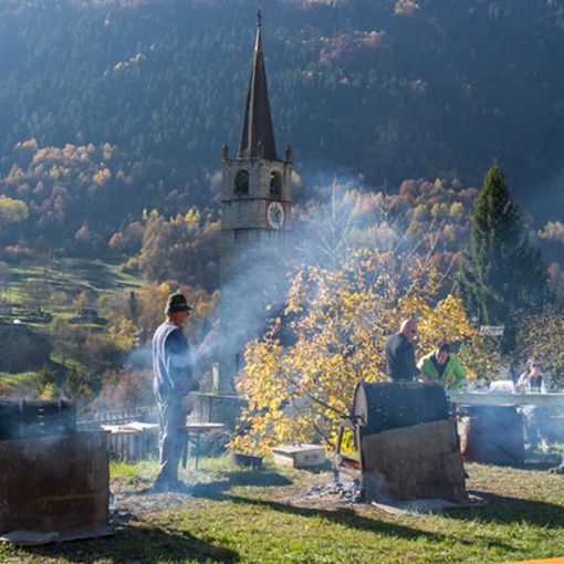 Baceno,  in forma ridotta la sagra Mele e Miele