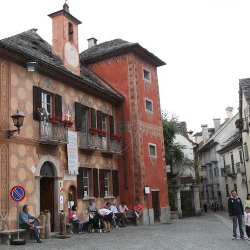 'Umori e colori di Vigezzo', l'inedita mostra dedicata ad Antonio Gennari e Benito Mazzi