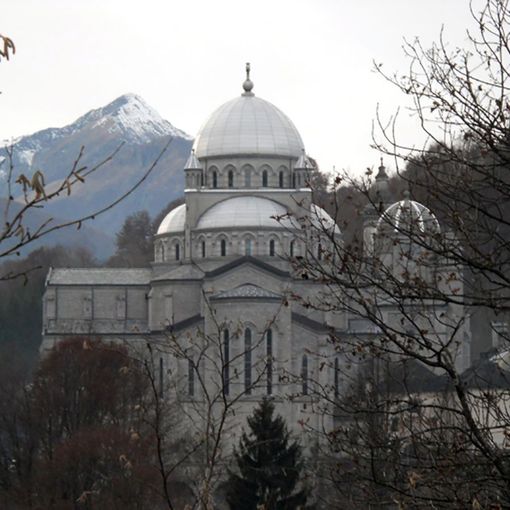 Basilica di Re, domenica è il centenario della posa delle prima pietra