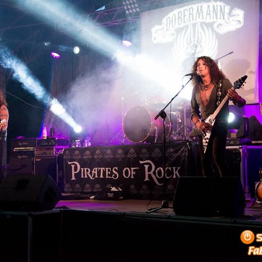 Alla pineta di Malesco dieci ore di musica con Pirates of Rock