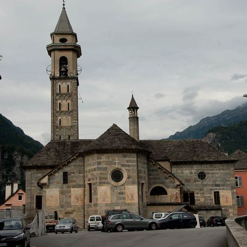 Varzo, i fanti celebrano il centenario del monumento ai caduti