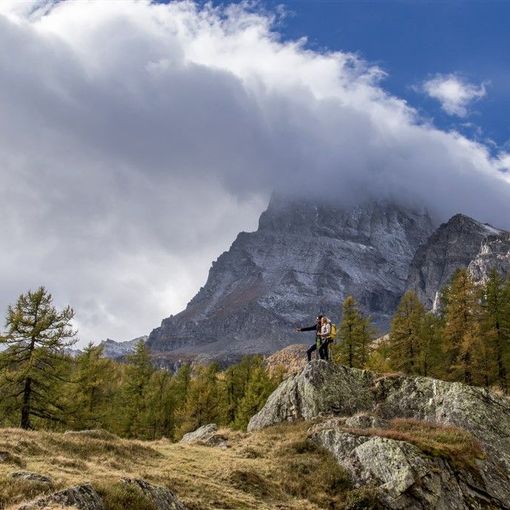 Camminata transfrontaliera attraversi i parchi