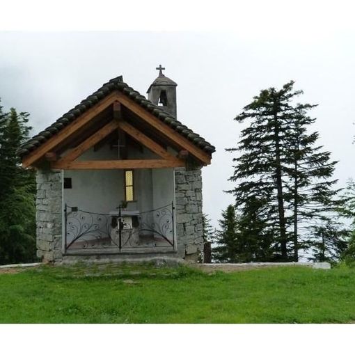 Bannio, fiaccolata votiva da Provaccio al Santuario della Madonna della Neve