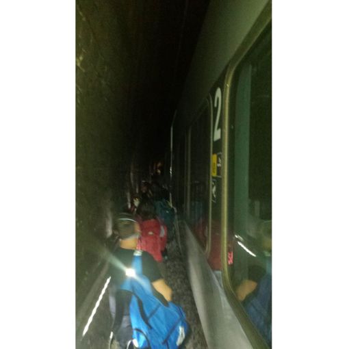 Guasto al treno nella galleria del Sempione, disagi per i frontalieri