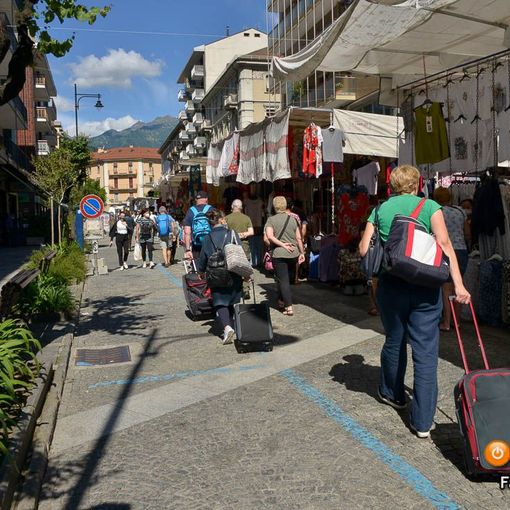 Sabato il mercato domese torna al completo