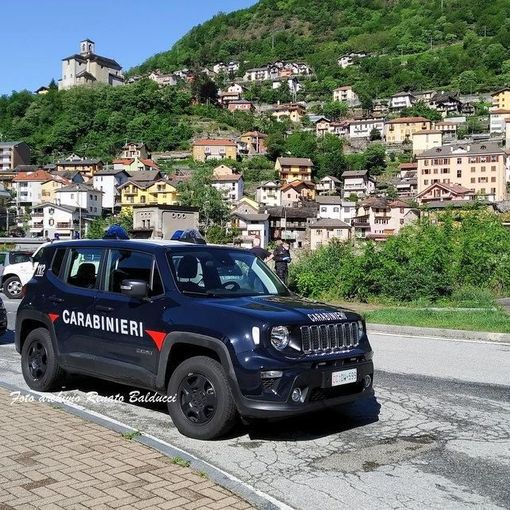 Ruba merce in una bigiotteria di Villa, denunciato un 40enne di Piedimulera