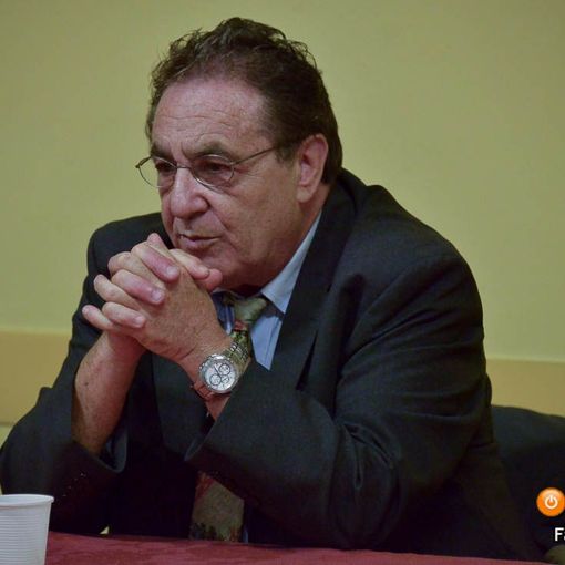 “Ma il pazzo sono io o voi?”