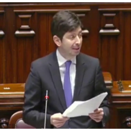 Il ministro Speranza: &quot;Dal primo dicembre terza dose a 40-60enni&quot;