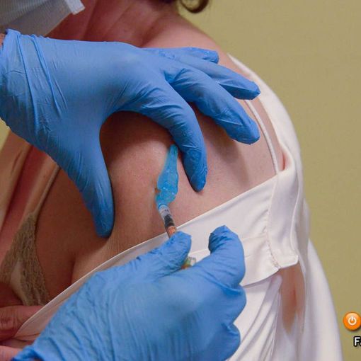 Il Pd domese chiede altre sedi per le vaccinazioni in città