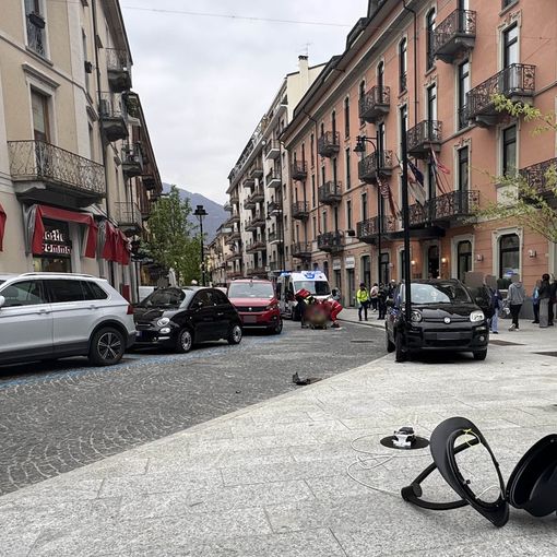 Donna investita in via Marconi