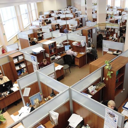 Lavoro, un rebus senza soluzione: un'azienda su due non trova il candidato da assumere