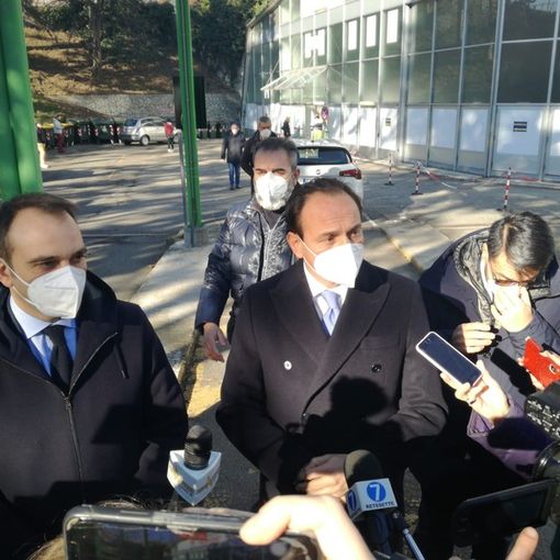 Vaccini nelle scuole. Cirio: &quot;Siamo pronti, se i presidi ci fanno entrare&quot; VIDEO