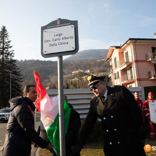 Una targa e un monumento per ricordare Dalla Chiesa FOTO E VIDEO