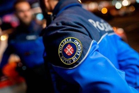 Furto in gioielleria in Canton Ticino: tre uomini in fuga fermati dalla polizia nei boschi di Indemini