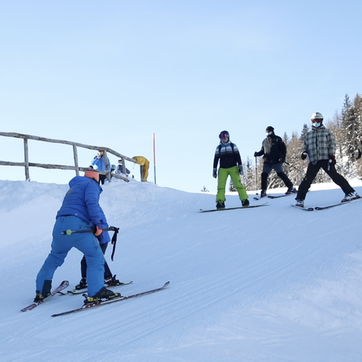 Bonus Montagna Piemonte: al via da oggi gli indennizzi per maestri di sci, agenzie di viaggio e tour operator