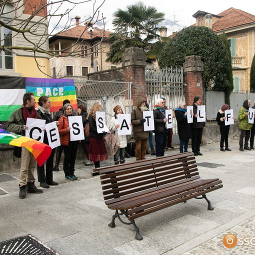 Flash mob nel centro di Domo per dire stop a tutte le guerre FOTO