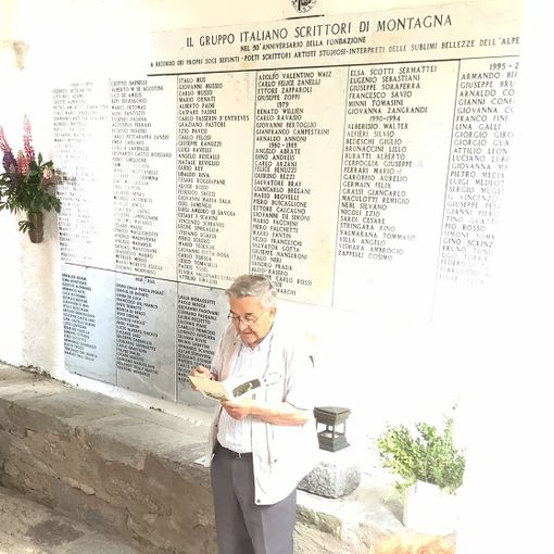 Macugnaga: al cimitero di Chiesa Vecchia la cerimonia degli “Scrittori di Montagna&quot;