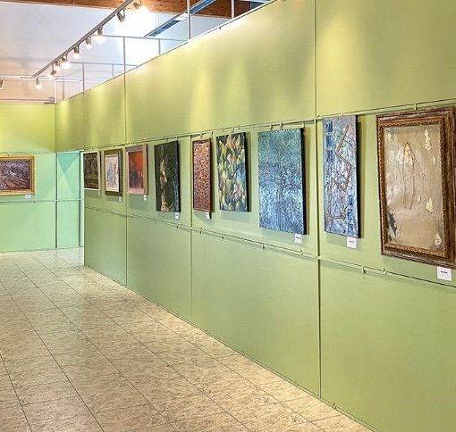 &quot;La Fabbrica del colore&quot; prolunga fino al 2024 con le opere di 195 artisti