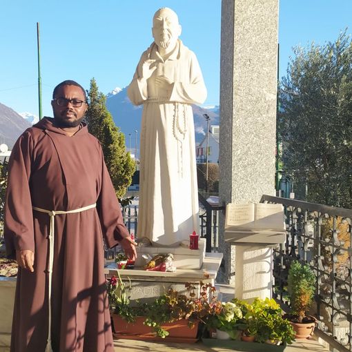 La parrocchia della Cappuccina accoglie padre Honoré Mosala