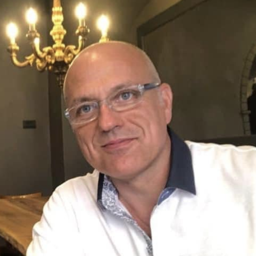 Lutto in Ossola per la scomparsa di Paolo Bellò, promotore finanziario con la passione per il basket