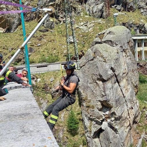 Esercitazione dei vigili del fuoco alla diga di Campliccioli. FOTO E VIDEO