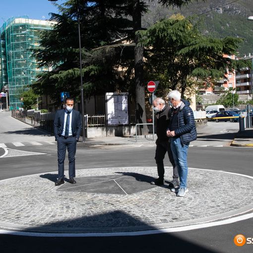 Riaperta al traffico la rinnovata piazza Matteotti FOTO E VIDEO