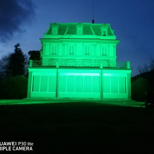 La Prefettura si illumina di verde per ricordare le persone scomparse